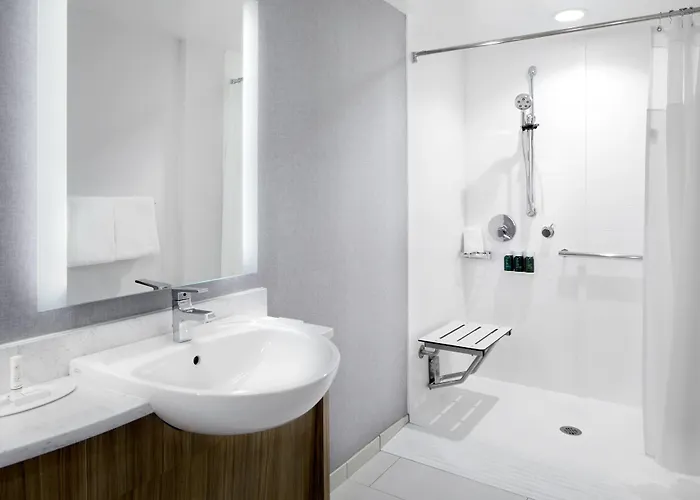 Springhill By Marriott Easton Area 3*