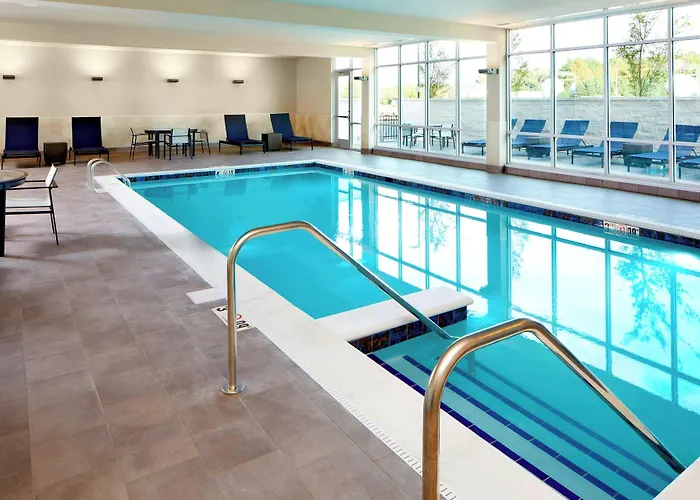 Springhill By Marriott Easton Area 3*